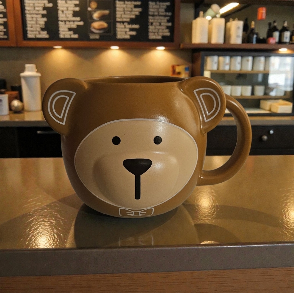 NWT Starbucks Bear 🐻 Face Mug